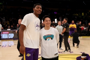 NBA直播_NBA高清直播 CCTV5 在线观看_2026NBA无插件免费直播