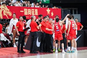 中国女篮vs中国篮球直播_中国女篮vs中国篮球比赛回放_中国女篮vs中国篮球精彩集锦回放